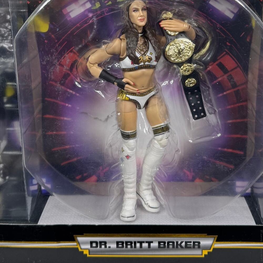 AEW Unrivaled Supreme Collection Dr. Britt Baker Figure All‎ Elite Wrestling WWE - Picture 8 of 11
